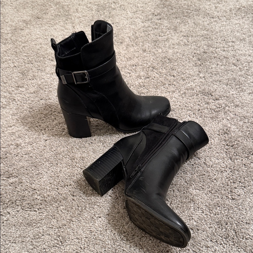 The Limited Black Heeled Boots